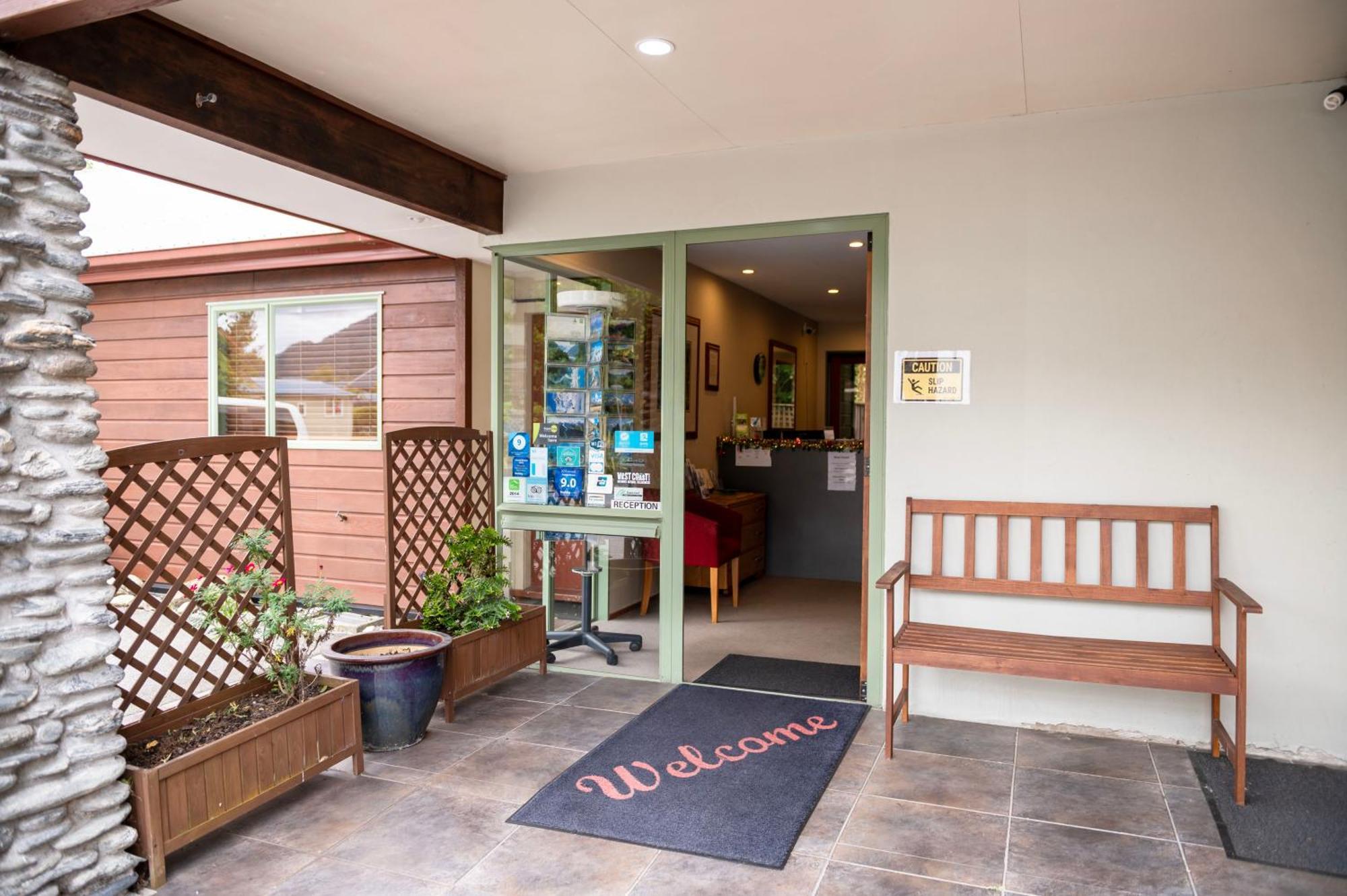 Punga Grove Motel Franz Josef Eksteriør billede