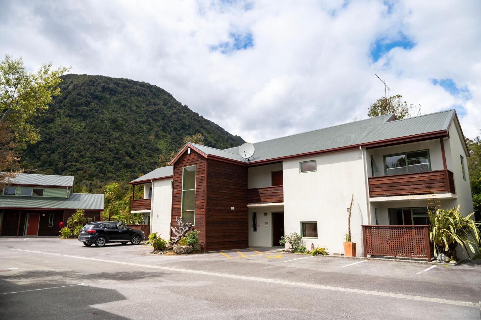 Punga Grove Motel Franz Josef Eksteriør billede